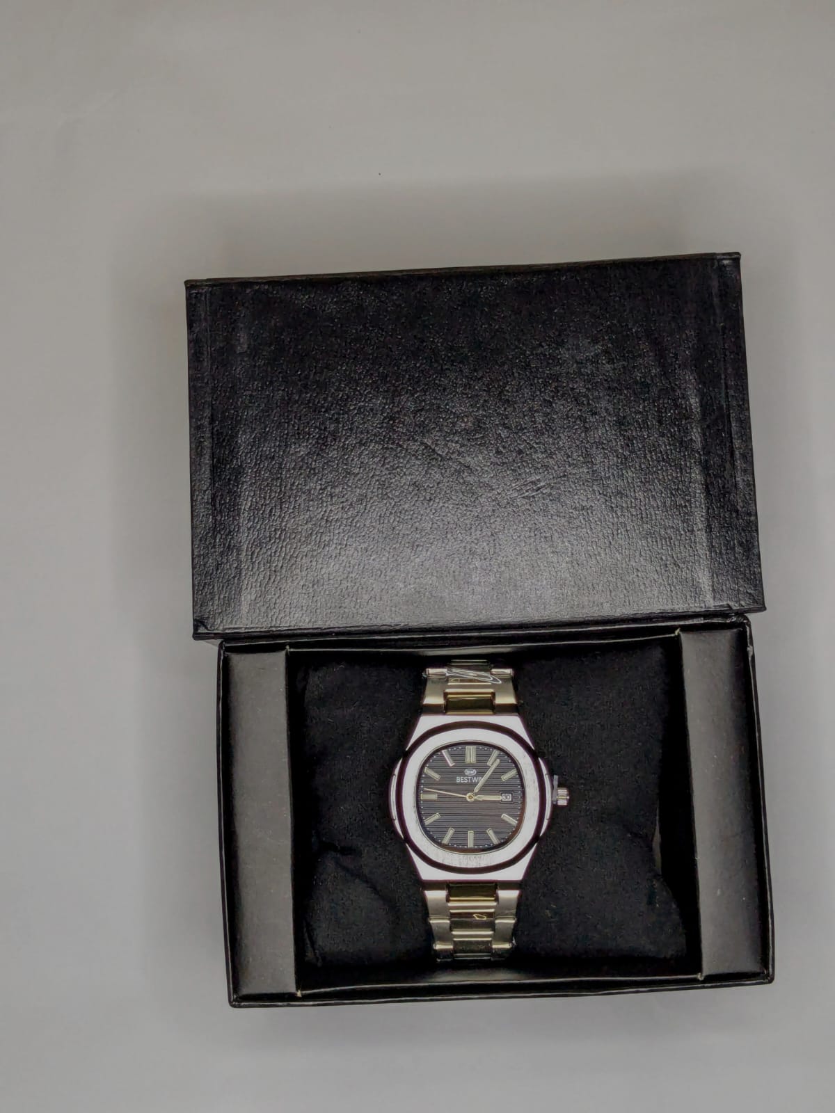 Best Win(Silver strap )
