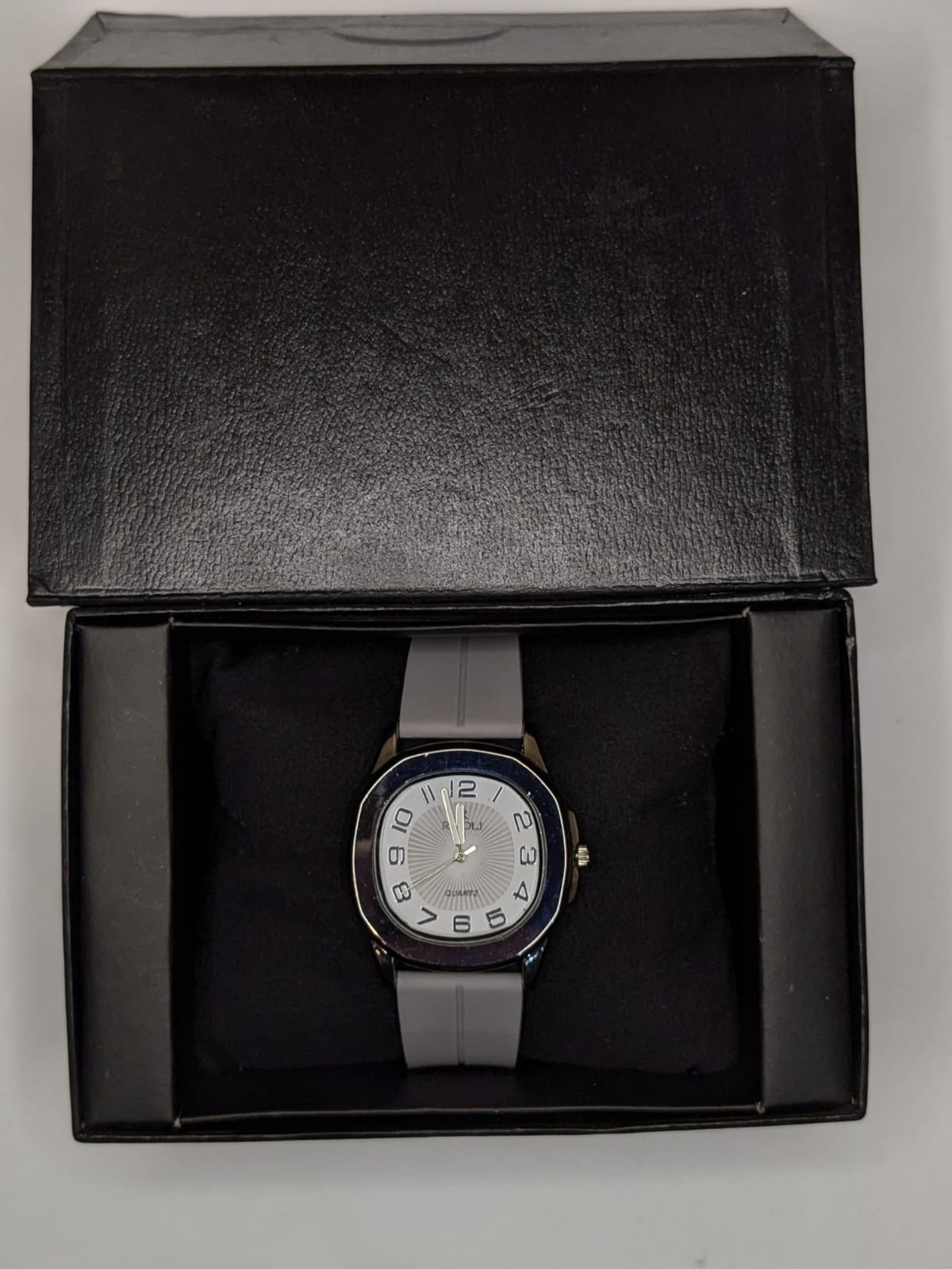 Revoli (Grey dial & strap)