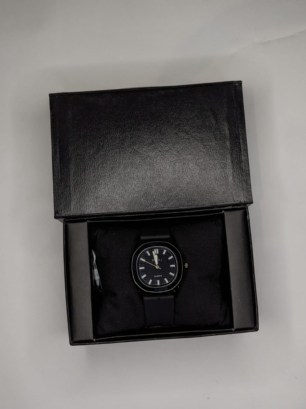 Revoli(jetblack dial)