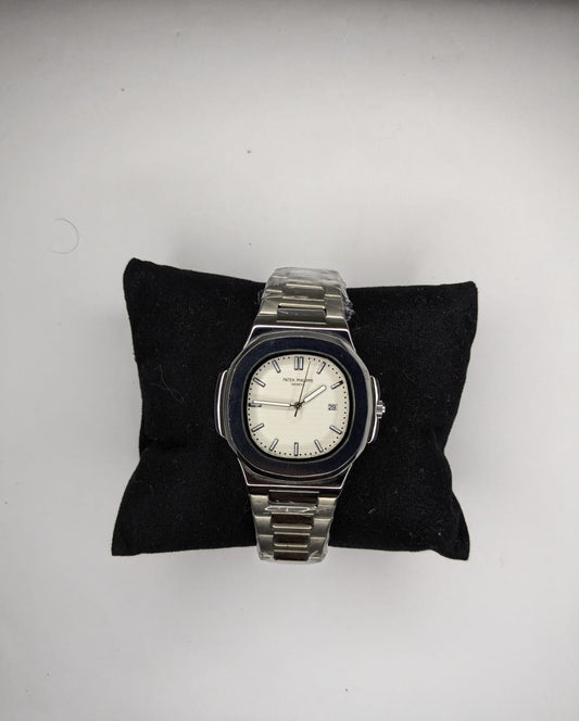Petak phillap(Silver chain strap&white dail)